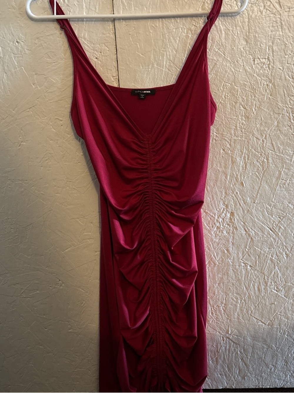 NWOT Fashion Nova Burgundy Ruched Midi Dress